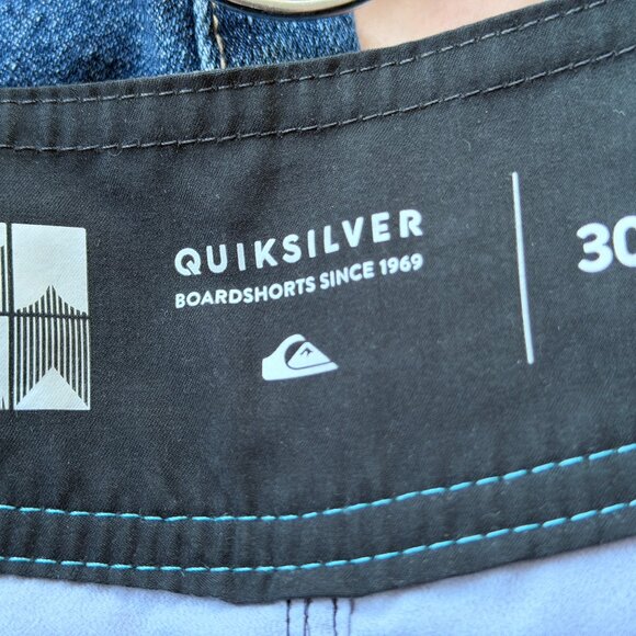 Quiksilver Trunks Boardshorts  * Size 30 * Blue Pink Orange - Picture 8 of 8